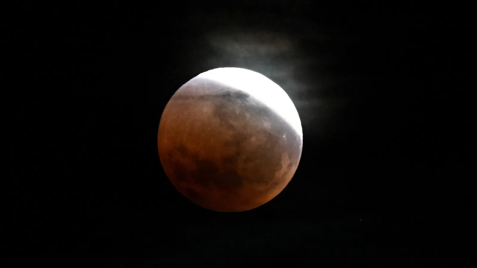 96% Partial Lunar Eclipse Viewers Can See This Week