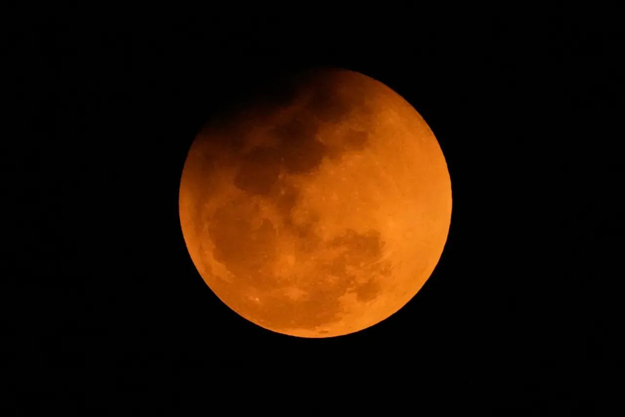 Partial Lunar Eclipse: See 'Almost Blood Moon' Over Southern California