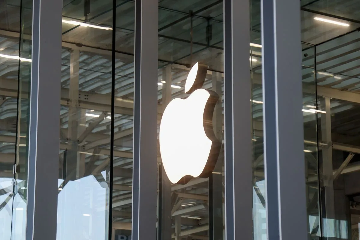 Apple iOS 27 to Feature AI Writing Tools, Custom Wallpapers