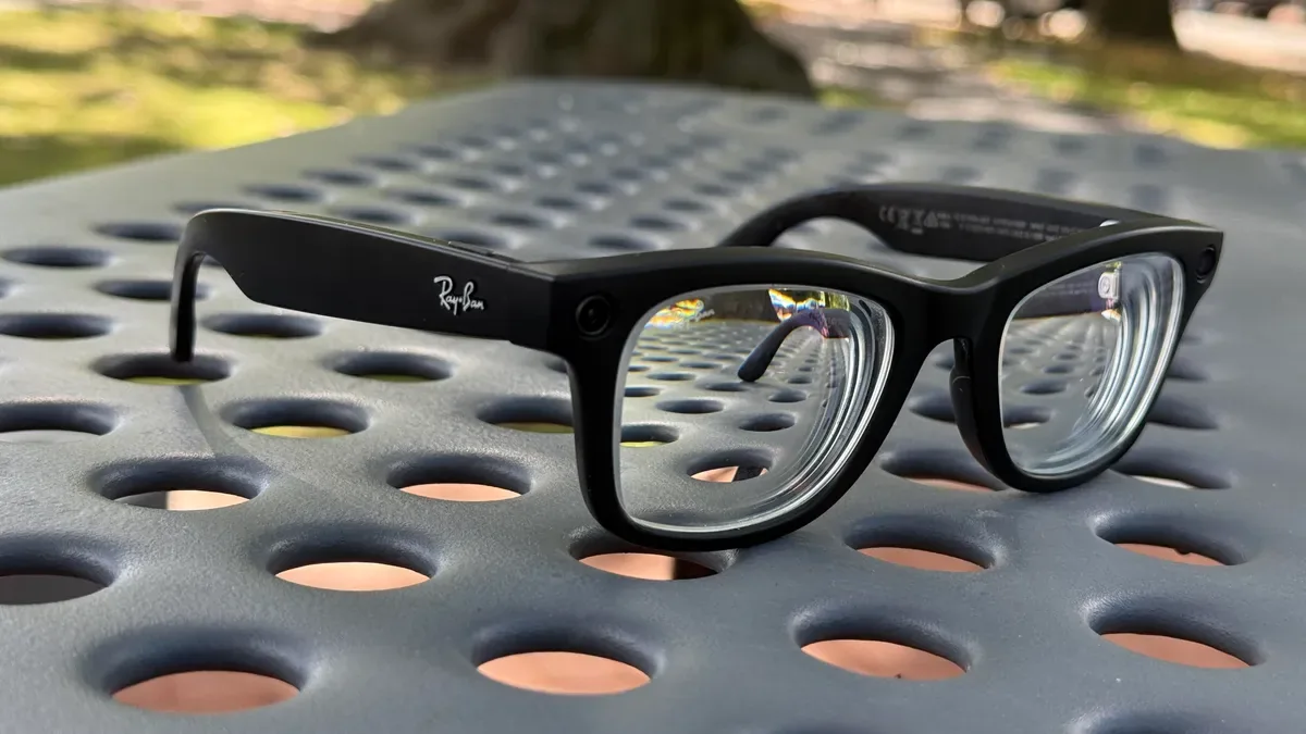 Apple Smart Glasses Delayed to Late 2027 Amid Development Hurdles