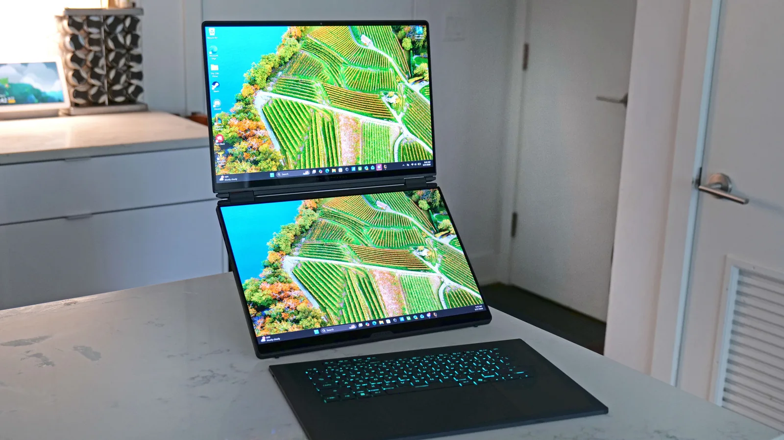 ASUS ROG Zephyrus Duo: Dual OLED Screens Drive Extreme Gaming Laptop