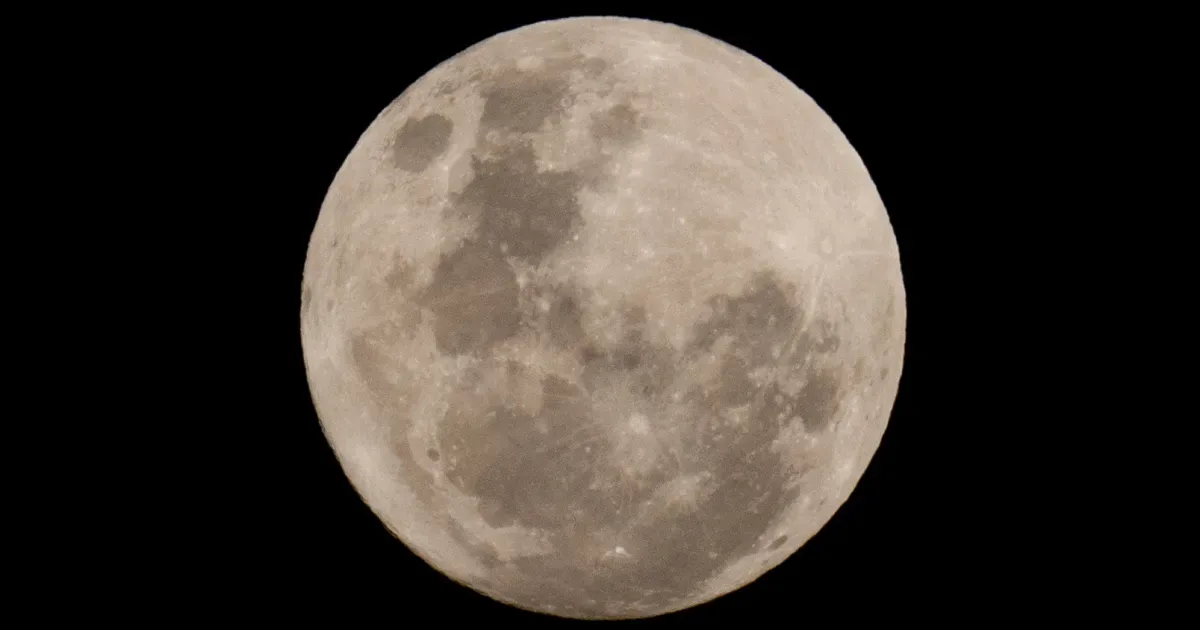China's Chang'e-7 Mission Targets Lunar South Pole for Water Ice Discovery