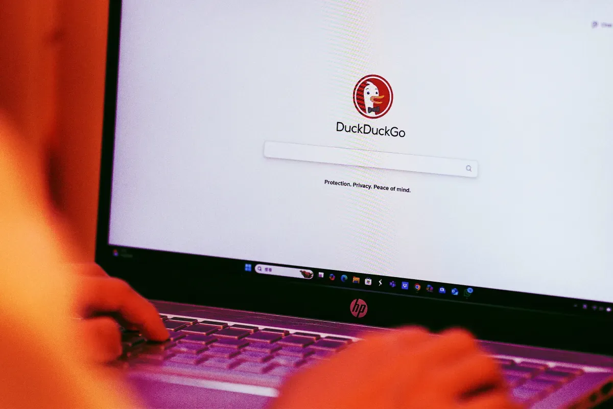 DuckDuckGo Installs Surge as Google Replaces Search with AI