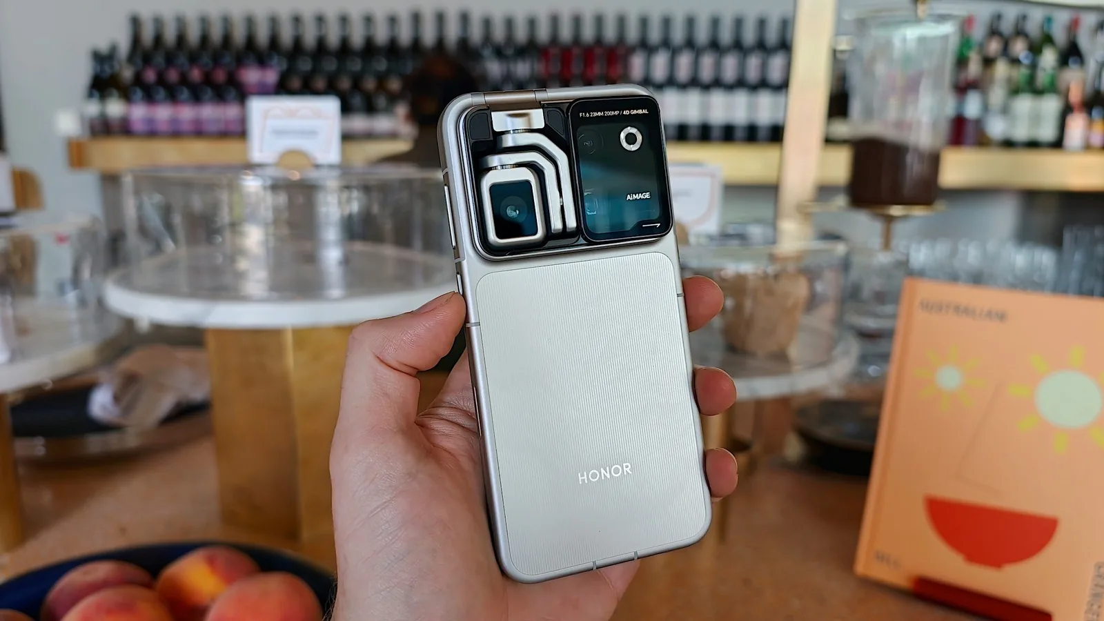 Honor's Gimbal Phone Experiment Delivers Impressive Stabilization