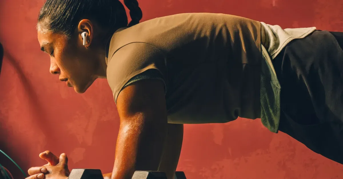 iOS 27 Unveils Custom EQ and Heart Rate Sync for AirPods