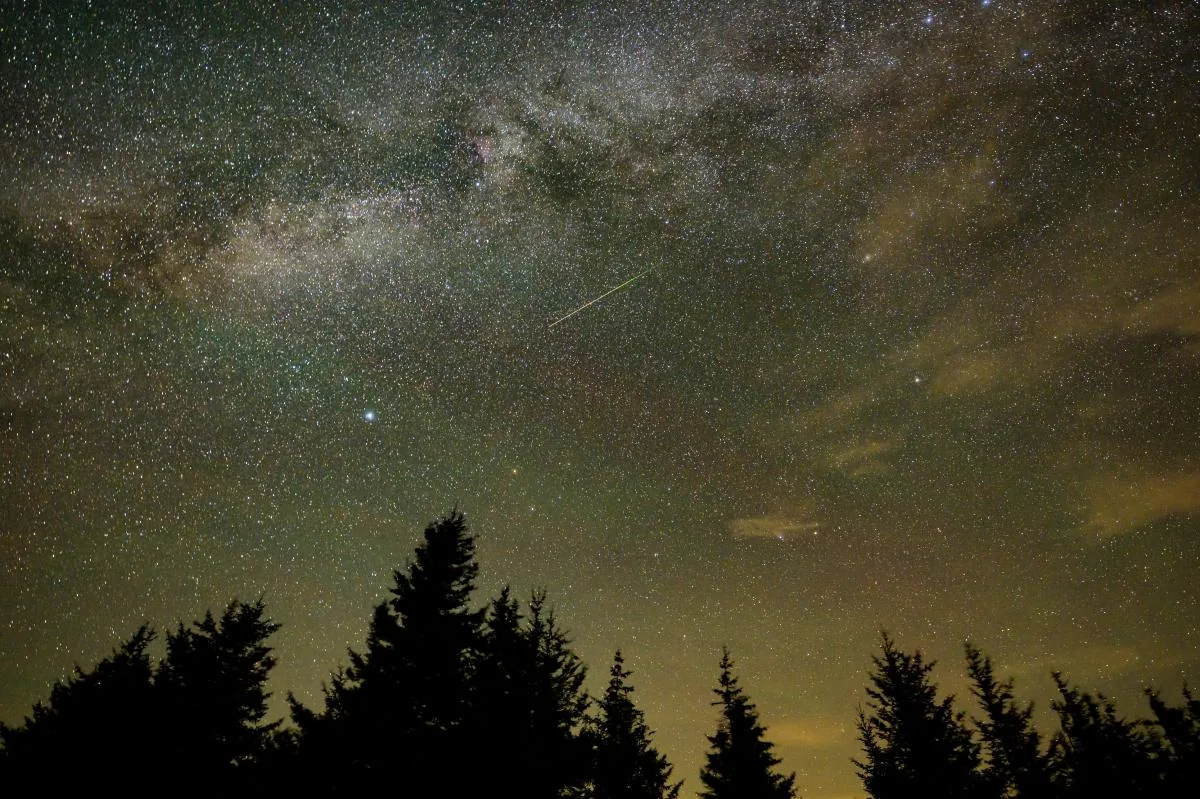 Perseids Meteor Shower & Solar Eclipse Light Up August Sky
