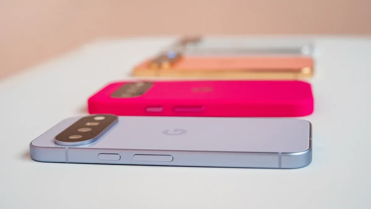 Pixel 11 vs. Galaxy S26: Google and Samsung's Flagship Showdown