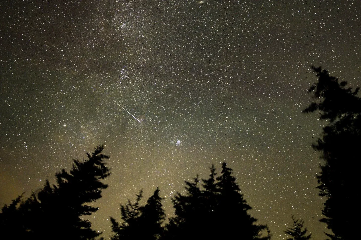 Solar Eclipse Offers Rare Chance to View Daytime Meteor Shower
