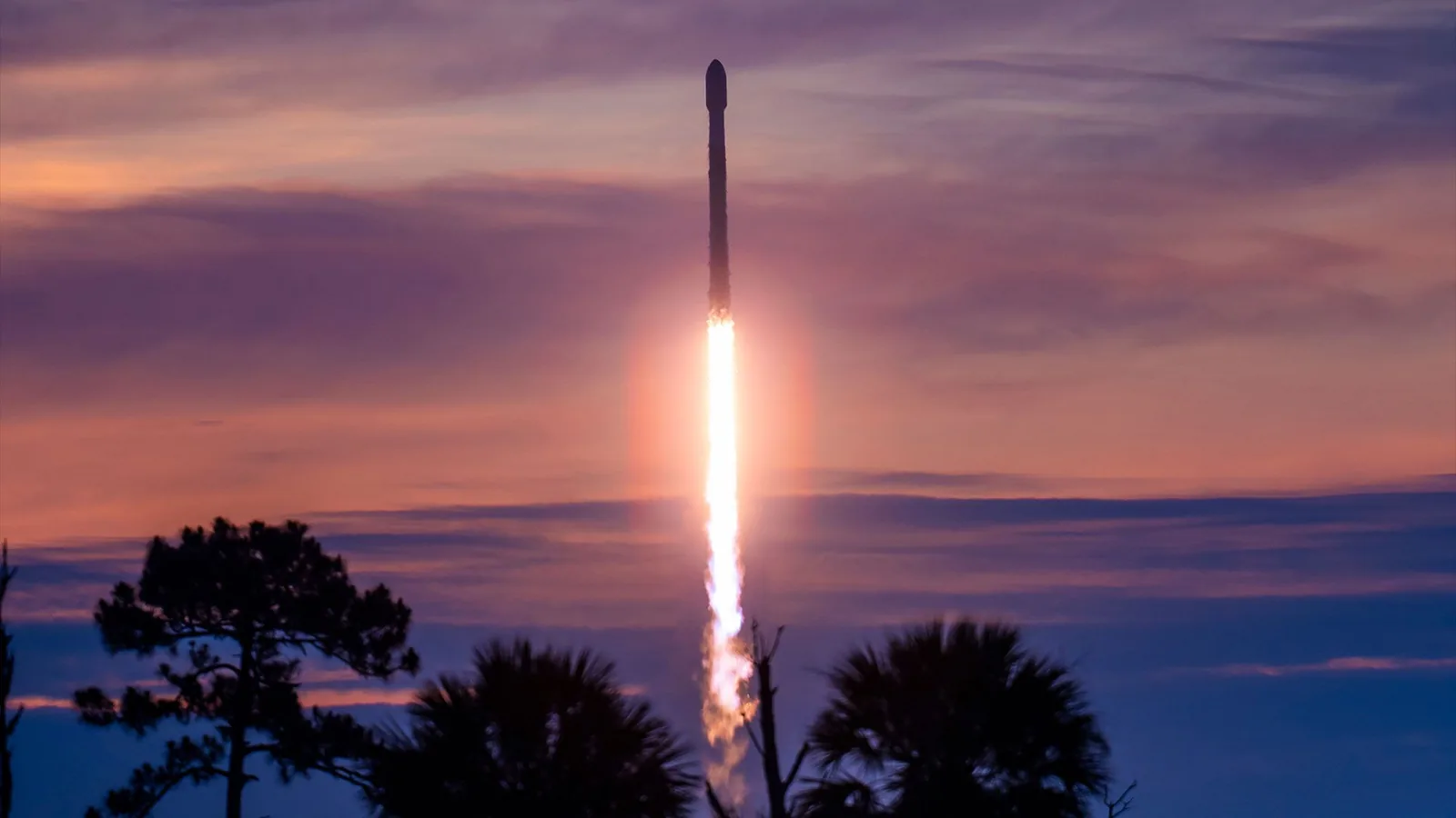 SpaceX Falcon 9 Booster Sets New Reuse Record at 35 Flights