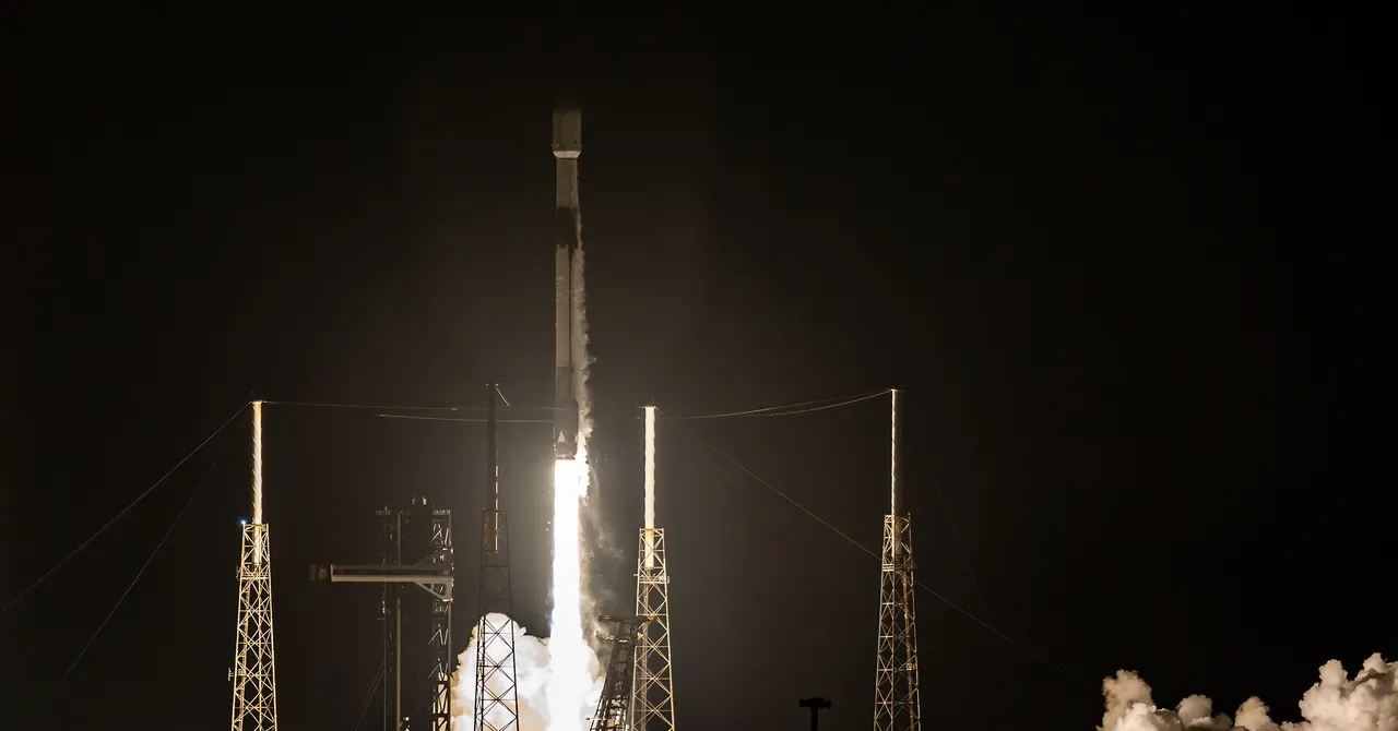 SpaceX Falcon 9 Rocket Set for Lunar Impact This Week