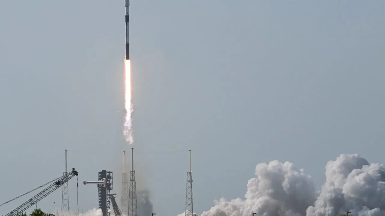 SpaceX Rocket Stage to Impact Moon, Create New Crater August 5