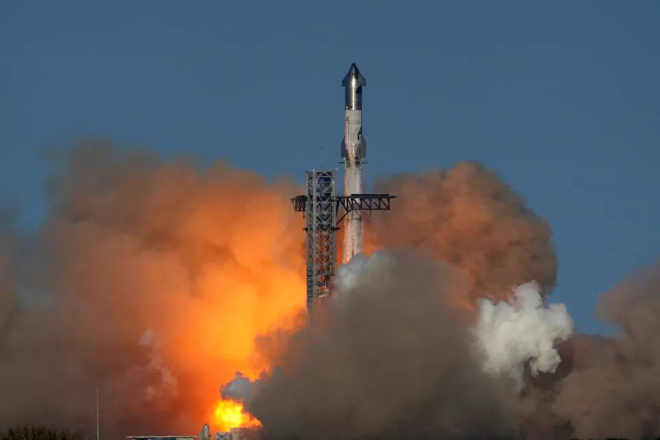 SpaceX Starship Flight 12 Targets Thursday for Crucial South Texas Launch