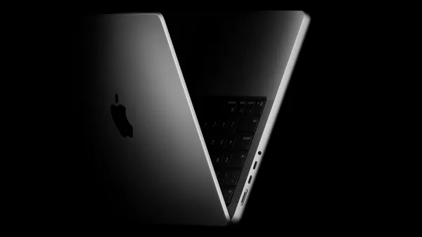 Apple's MacBook Pro Redesign: Thinner, Lighter, OLED Displays Expected