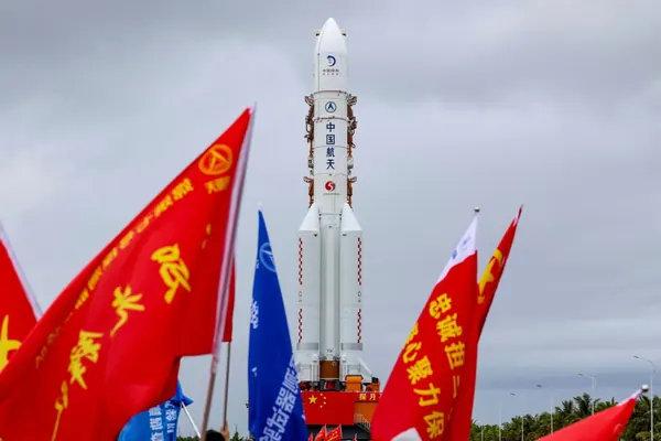 China Postpones Chang'e-7 Lunar Mission Amid Launch Concerns