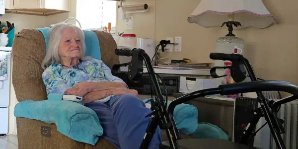 Dementia Care Shift: Mom Moves to Tiny Home Near Daughter