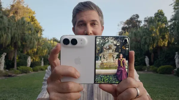 iPhone Duo Camera Matches iPhone 17e, Blurring Specs