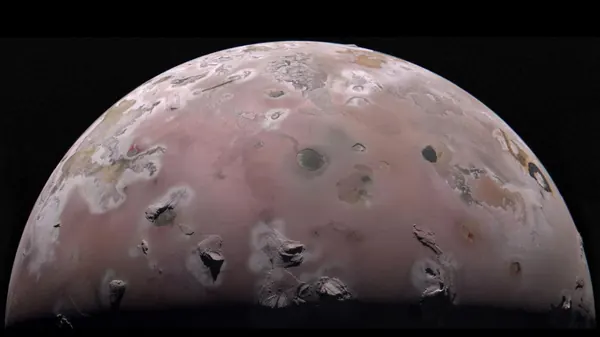 Juno Probe Detects Subsurface Heat on Jupiter's Volcanic Moon Io