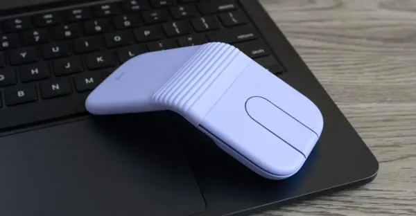 Logitech's Tiny Mobi Fold Mouse Folds for Ultimate Portability
