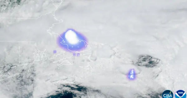 Massachusetts Coast Meteor Explodes, Rocking State With Loud Boom