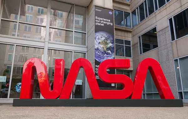 NASA Overhauls Agency Structure to Boost Moon Missions, Space Tech