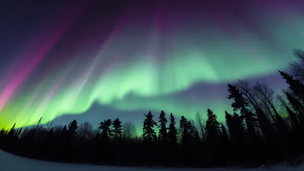 Northern Lights Visible Across US as 4 CMEs Approach Earth