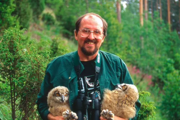 Owl Researcher David Johnson's Lifelong Dedication Amidst Stage 4 Cancer