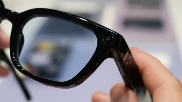 Samsung Smart Glasses Aim to Outshine Meta with Mobile-Grade Quality