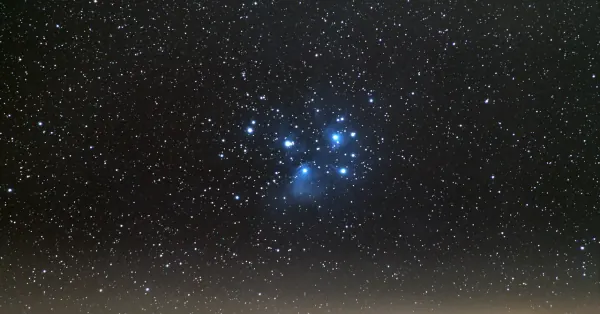 September 2026 Skygazing: Diamond Moon, Meteor Showers Highlight Celestial Events