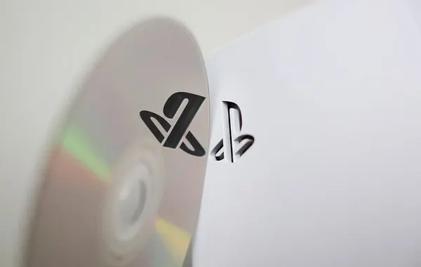 Sony to Phase Out PlayStation Discs by 2028 Amid Digital Shift