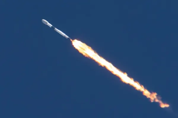 SpaceX Completes 50th Starlink Mission of 2026 from California