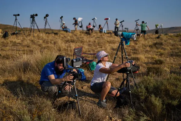 Spain Sees First Total Solar Eclipse in 100 Years