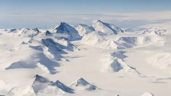 Vast Fan-Shaped Basin Discovered Under East Antarctic Ice